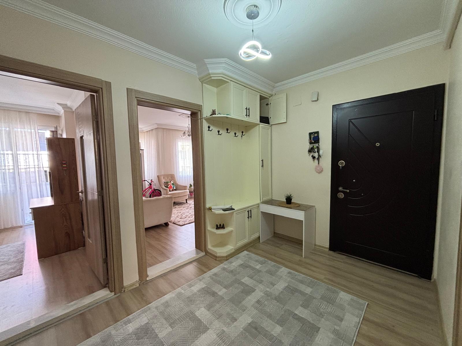 Manisa turgutlu Cumhuryet Mahallesi Satılık 2+1 Daire
